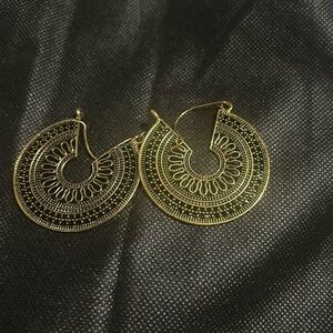 Gold earrings